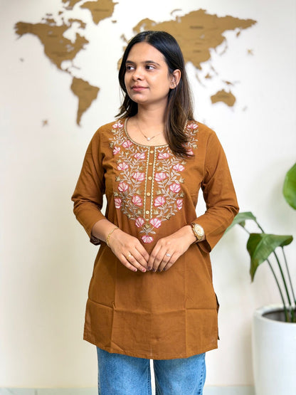 Short Kurti 250609