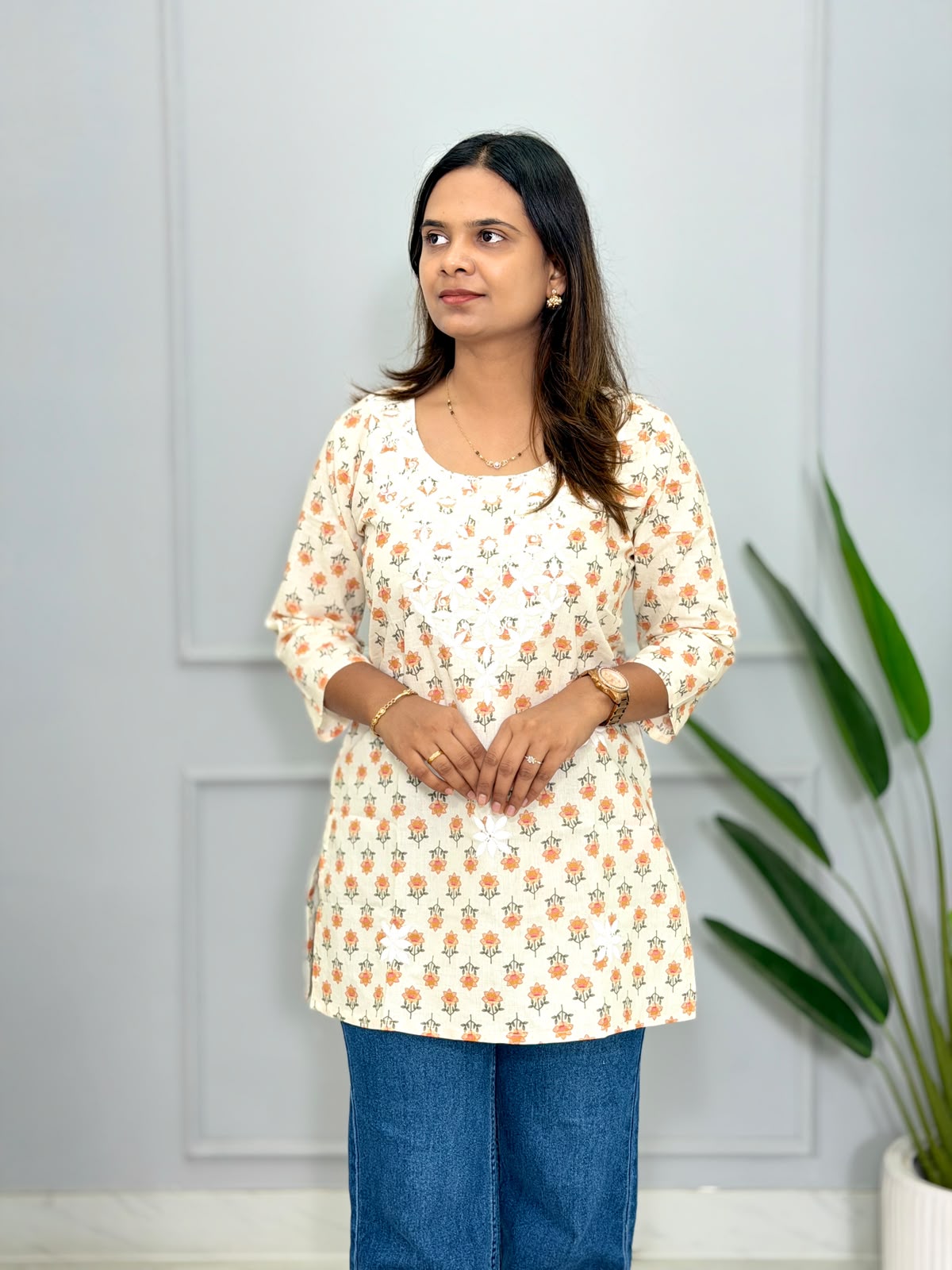Short Kurti Lakhnavi 120701