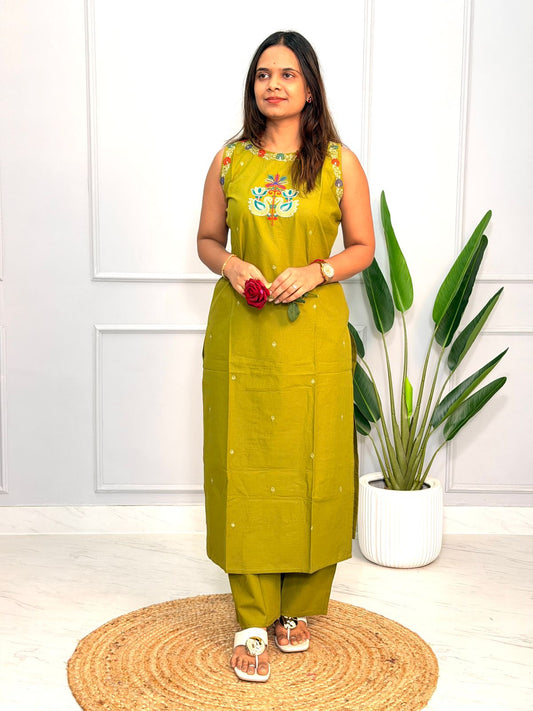 Cord Sets -080202 2026