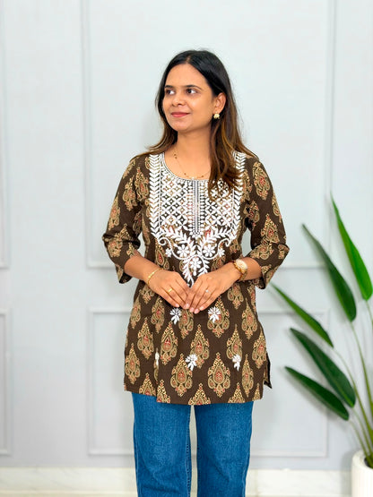 Short Kurti Lakhnavi 120702