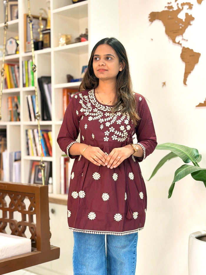 Short Kurti 140309