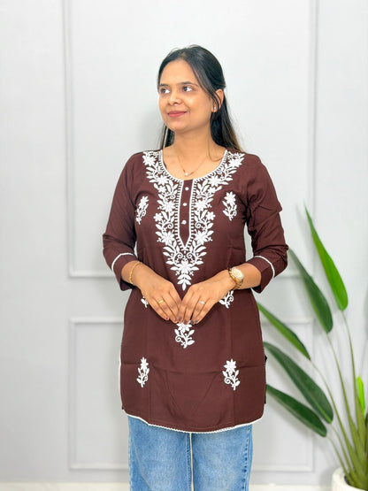 Short Kurti 210607