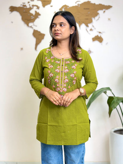 Short Kurti 250612