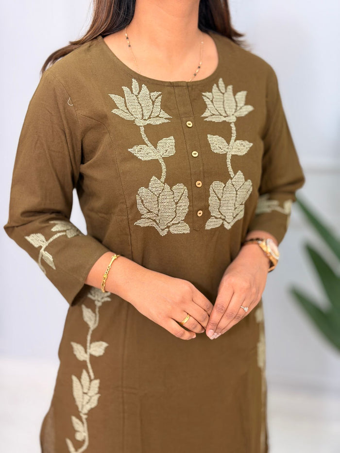 Lotus Cord Sets 110405