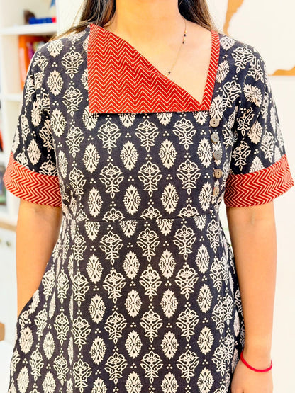 Flap Neck One Piece-04