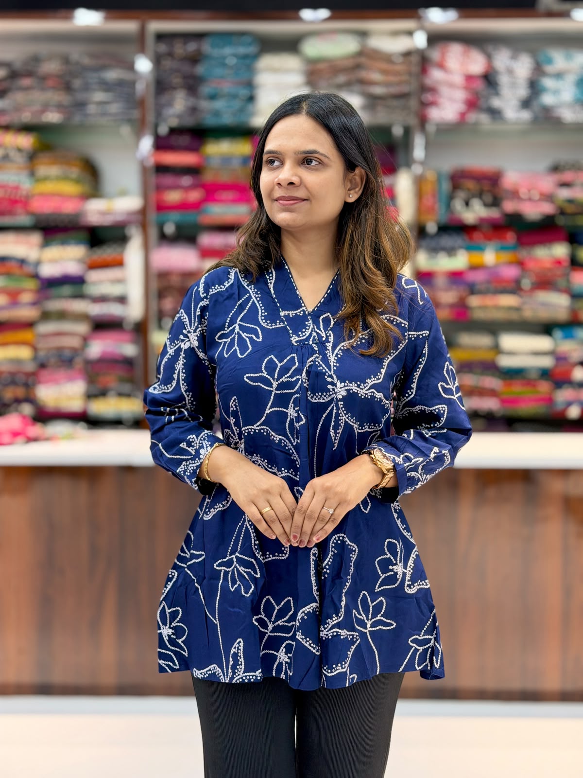Short Kurti V neck 230702
